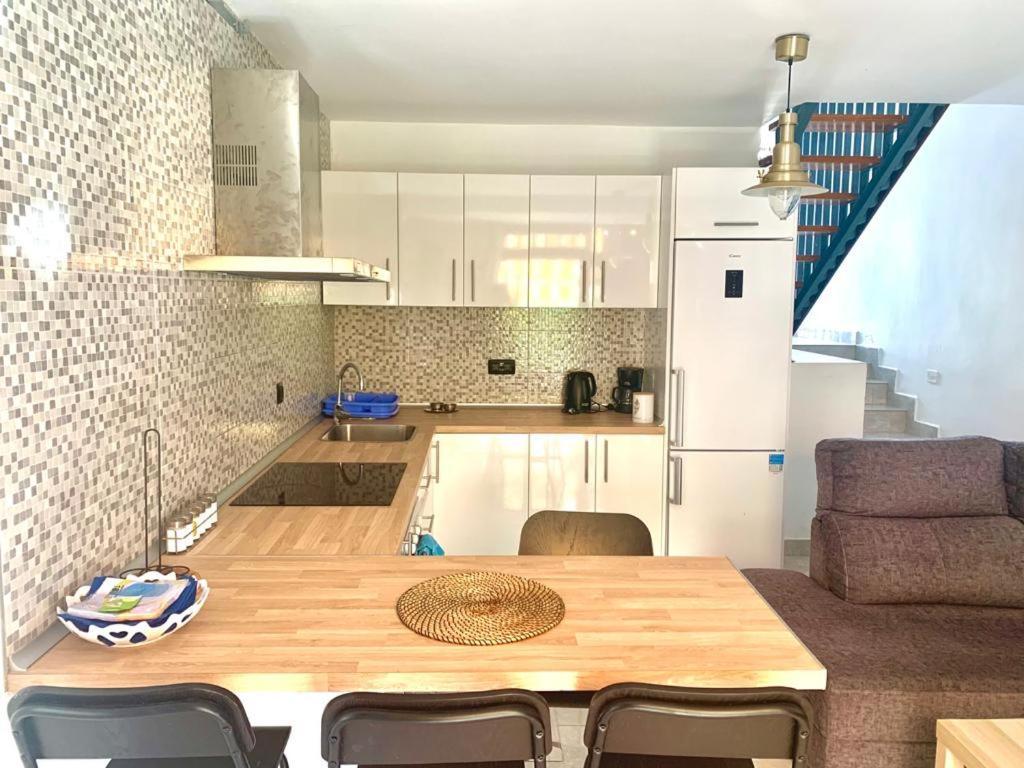Duplex-Bungalow In Playa De Las Americas,3 Minutes Near The Best Beaches In Tenerife Exteriör bild